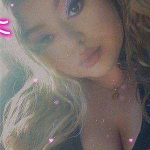 Meet your Posher, Savannah